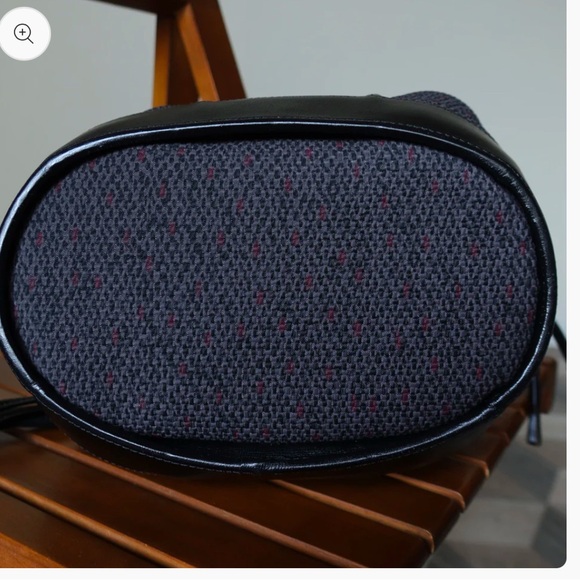 Vintage YSL Bucket Bag - Picture 9 of 13